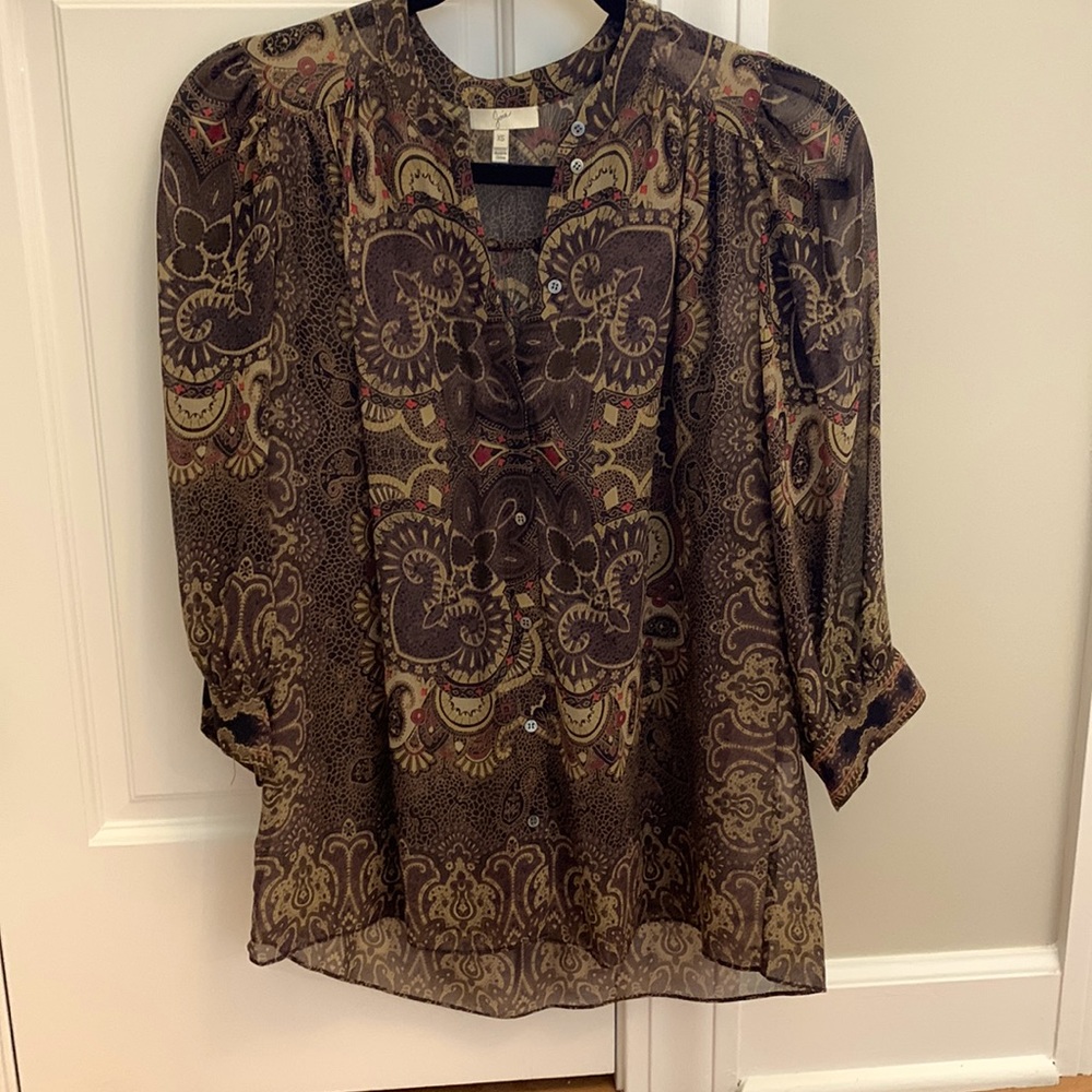 Joie printed sheer 3/4 sleeve silk top.  Size XS
